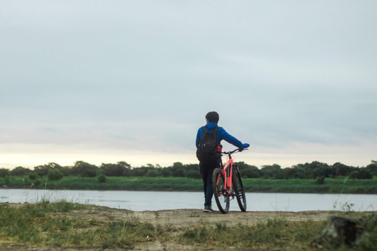 Kadamakkudy cycling